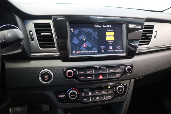 Kia e-Niro 64 kWh Leder Navigatie Adaptive-Cruise 24 maanden garantie mogelijk (*vraag naar de voorwaarden)