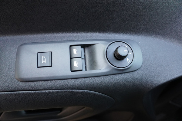 Peugeot Partner 1.5 BlueHDi 100PK S&S L1 nr. V021 | Airco | Cruise | Camera | Apple CP- Android