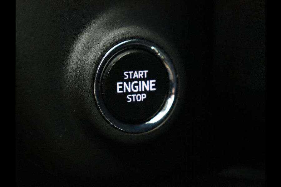 Škoda Octavia 1.4 TSI iV PHEV Business Edition | Trekhaak | Stoel & stuuverwarming | Camera | Carplay | Navigatie | Virtual Cockpit | Full LED | Achterbankverwarming | Plug In