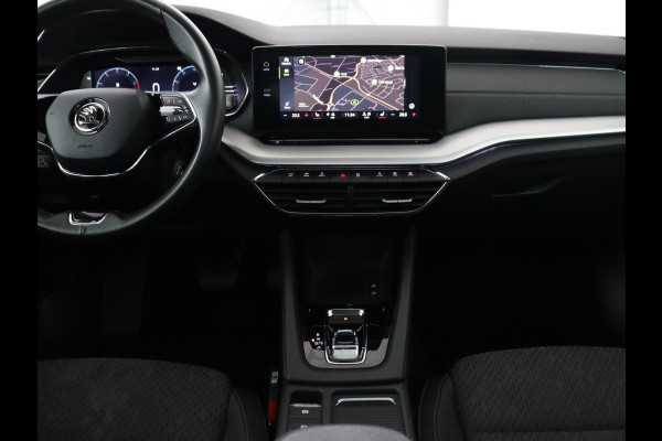 Škoda Octavia 1.0 e-TSI Business Edition Plus | Panoramadak | Adaptive cruise | Stoelverwarming | Camera | Head-Up | Carplay | Sfeerverlichting | Navigatie | Memory