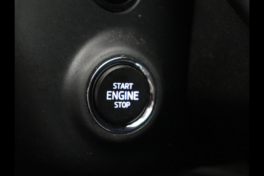 Škoda Octavia 1.0 e-TSI Business Edition Plus | Panoramadak | Adaptive cruise | Stoelverwarming | Camera | Head-Up | Carplay | Sfeerverlichting | Navigatie | Memory
