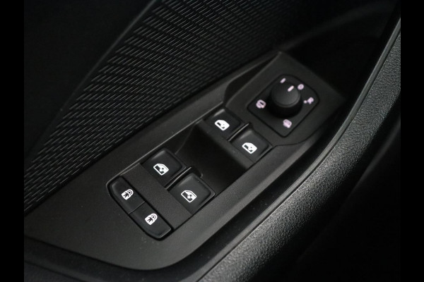 Škoda Octavia 1.0 e-TSI Business Edition Plus | Panoramadak | Adaptive cruise | Stoelverwarming | Camera | Head-Up | Carplay | Sfeerverlichting | Navigatie | Memory