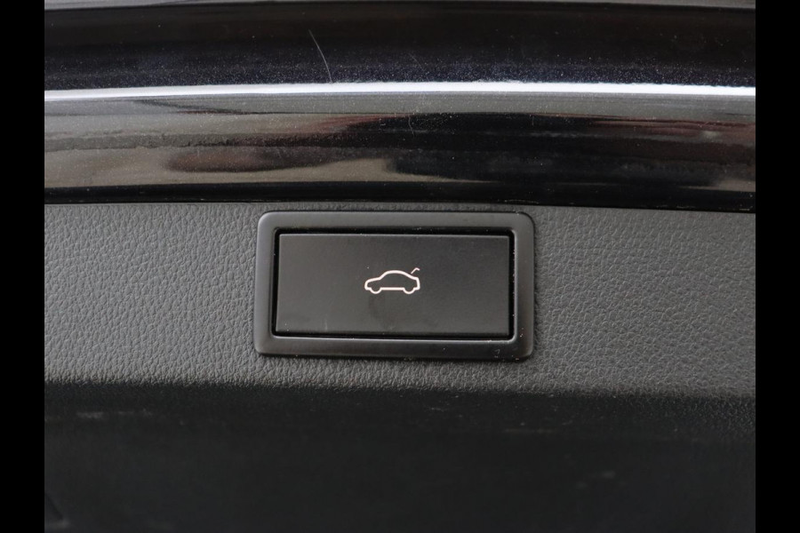 Škoda Octavia 1.0 e-TSI Business Edition Plus | Panoramadak | Adaptive cruise | Stoelverwarming | Camera | Head-Up | Carplay | Sfeerverlichting | Navigatie | Memory