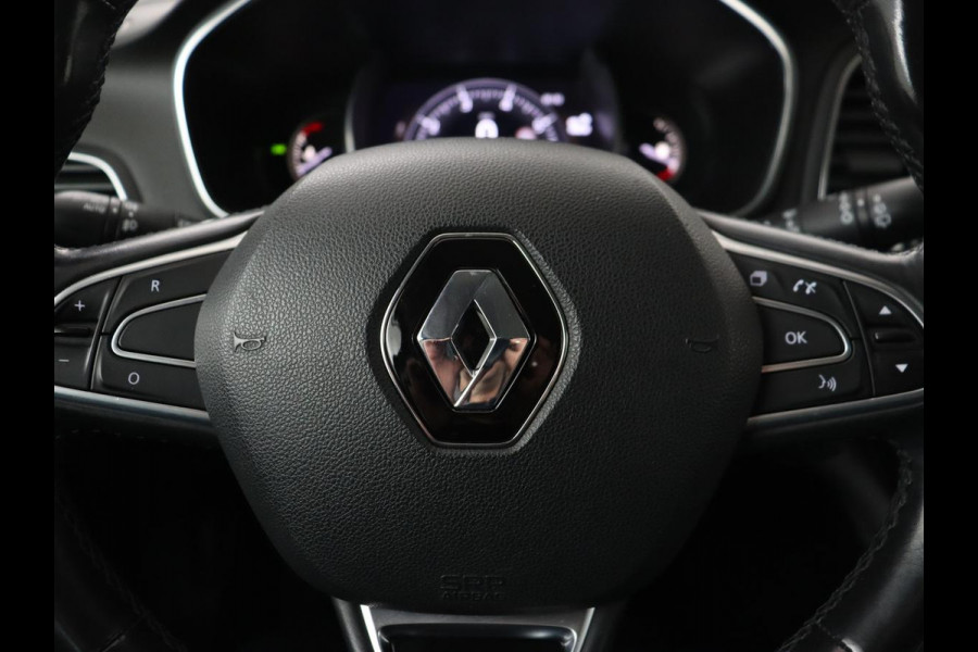 Renault Mégane 1.3 TCe Bose | Camera | Keyless | Massage | Carplay | Half leder | Navigatie | Park Assist | Trekhaak | Climate control | Dodehoek detectie