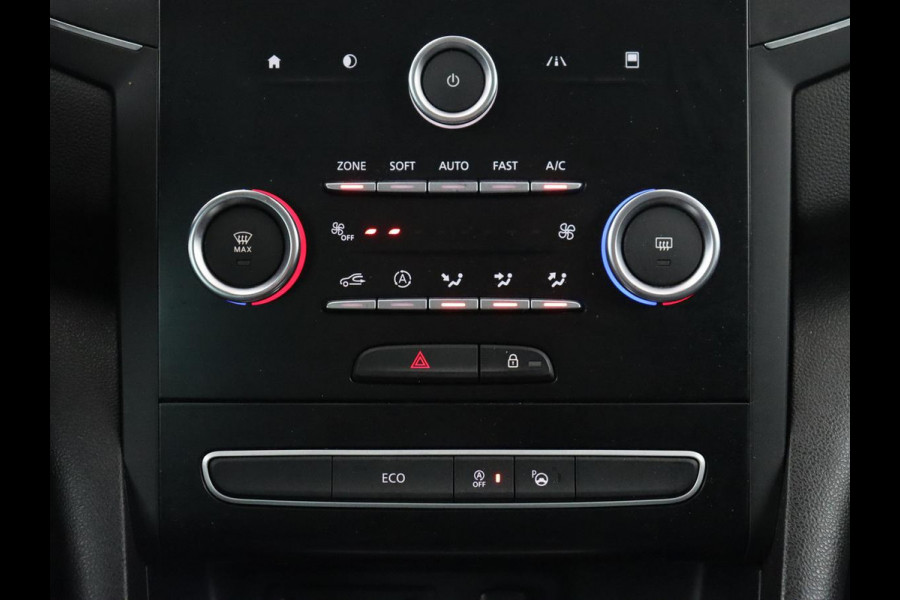 Renault Mégane 1.3 TCe Bose | Camera | Keyless | Massage | Carplay | Half leder | Navigatie | Park Assist | Trekhaak | Climate control | Dodehoek detectie