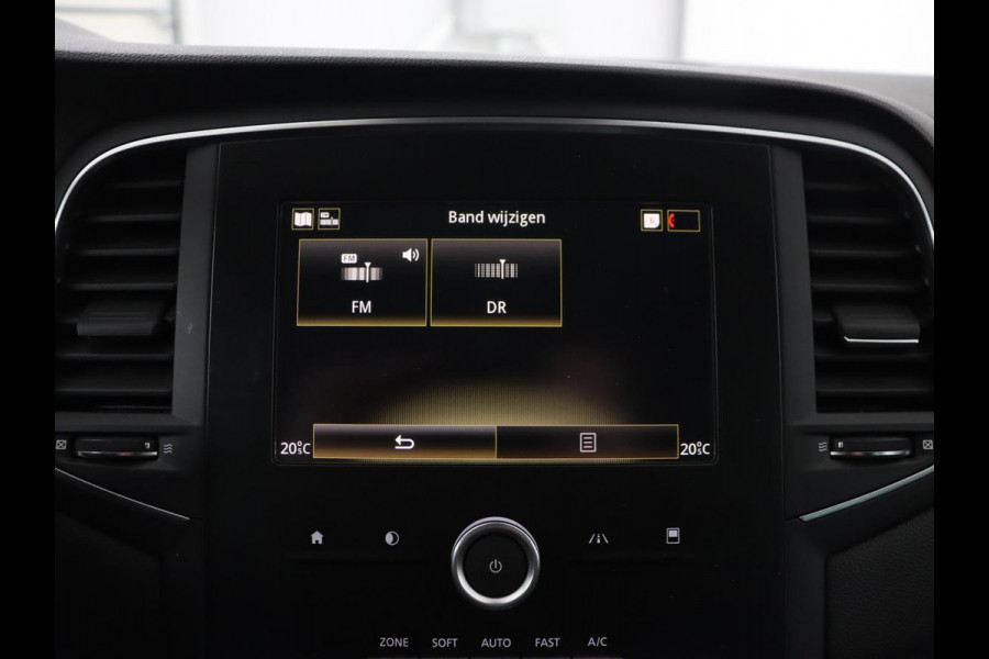 Renault Mégane 1.3 TCe Bose | Camera | Keyless | Massage | Carplay | Half leder | Navigatie | Park Assist | Trekhaak | Climate control | Dodehoek detectie