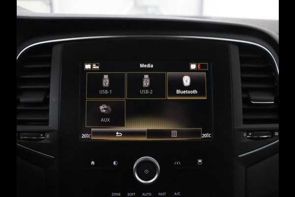 Renault Mégane 1.3 TCe Bose | Camera | Keyless | Massage | Carplay | Half leder | Navigatie | Park Assist | Trekhaak | Climate control | Dodehoek detectie