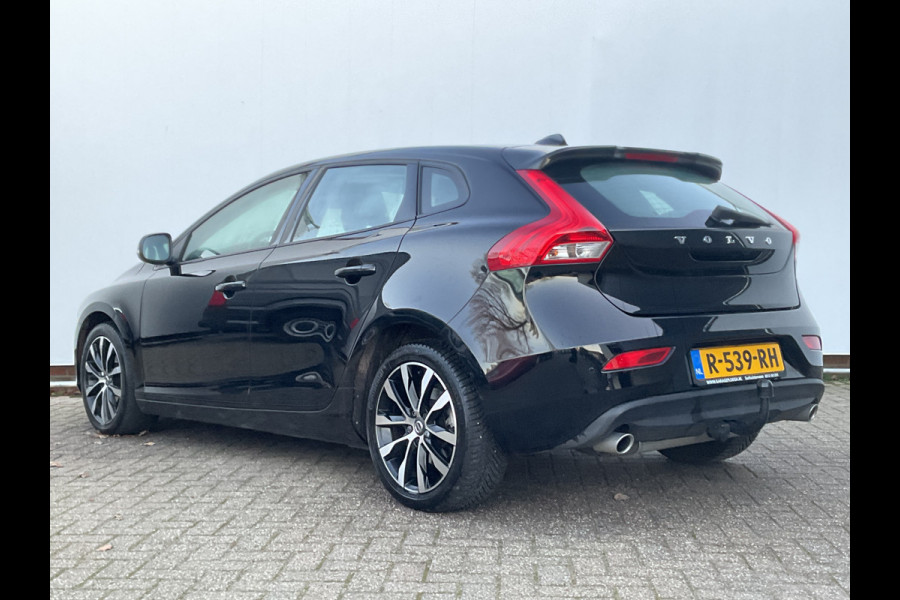 Volvo V40 2.0 T3 Inscription Trekhaak Stoelverwarming Cruise Navi/Cam
