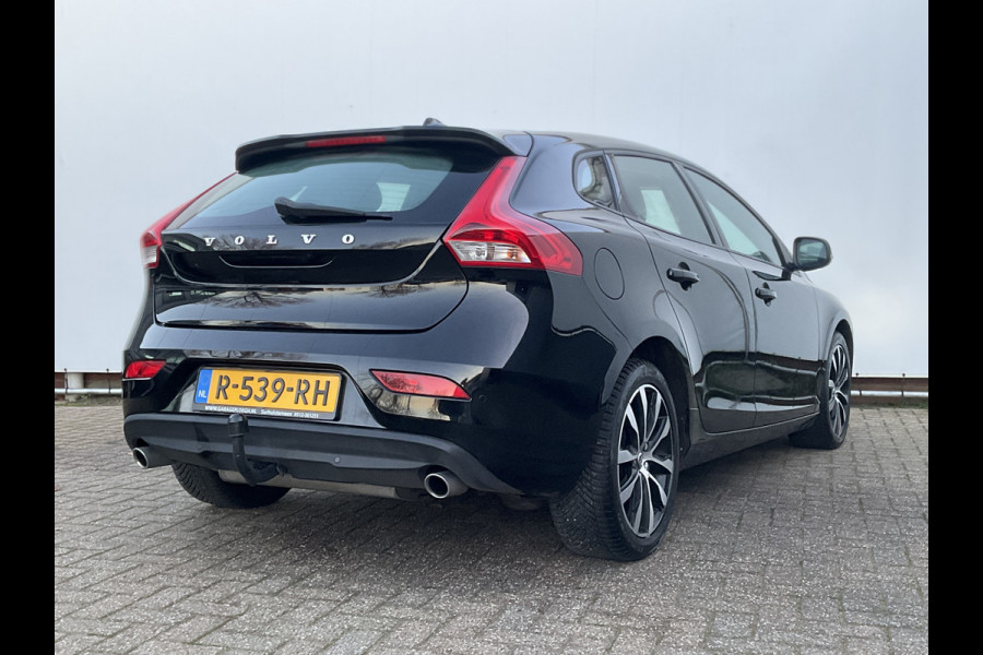Volvo V40 2.0 T3 Inscription Trekhaak Stoelverwarming Cruise Navi/Cam