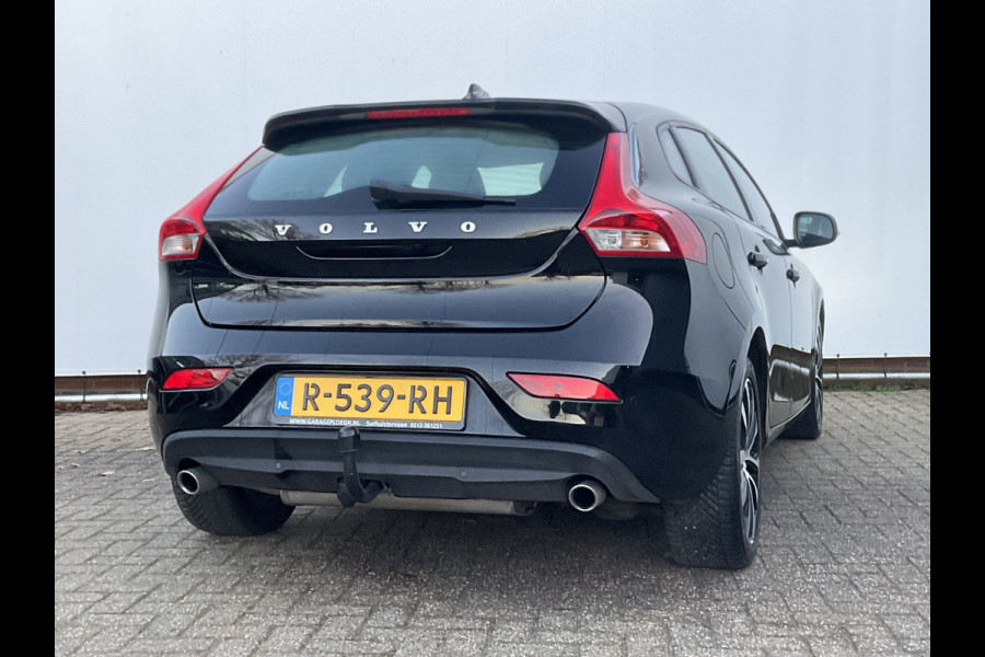 Volvo V40 2.0 T3 Inscription Trekhaak Stoelverwarming Cruise Navi/Cam
