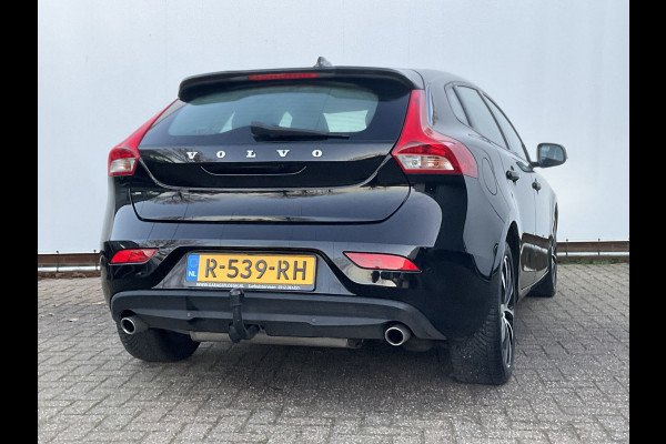 Volvo V40 2.0 T3 Inscription Trekhaak Stoelverwarming Cruise Navi/Cam