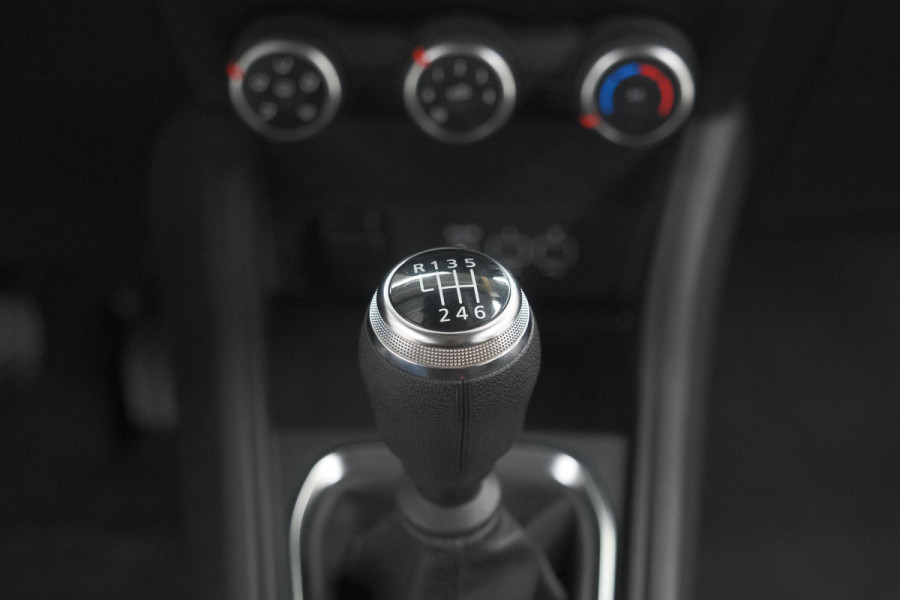 Renault Captur TCe 90 Zen | Camera | Apple Carplay | Parkeersensoren | Navigatie