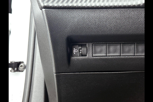 Peugeot 2008 1.2 100 NW MODEL | NAVI & CARPLAY | CAMERA