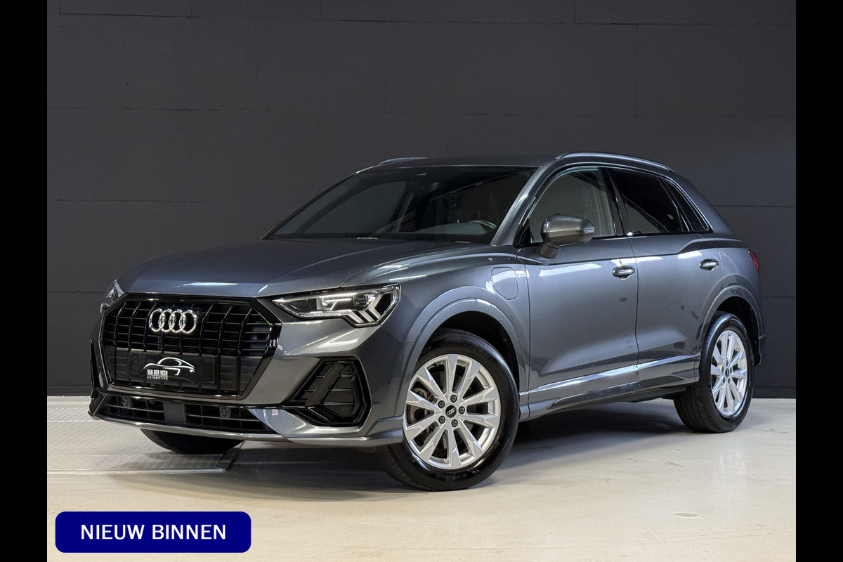 Audi Q3 45 TFSI e S edition | 1e Eigenaar | NAP | 2x S-line | Sfeerverlichting | Apple Carplay | Sportstoelen