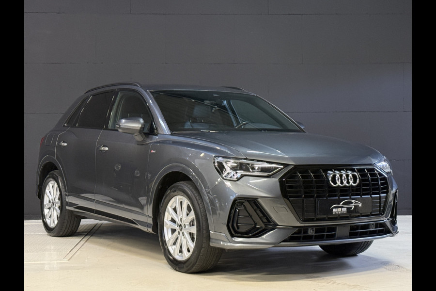 Audi Q3 45 TFSI e S edition | 1e Eigenaar | NAP | 2x S-line | Sfeerverlichting | Apple Carplay | Sportstoelen