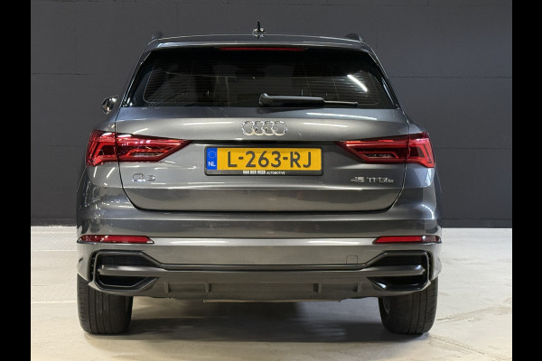 Audi Q3 45 TFSI e S edition | 1e Eigenaar | NAP | 2x S-line | Sfeerverlichting | Apple Carplay | Sportstoelen