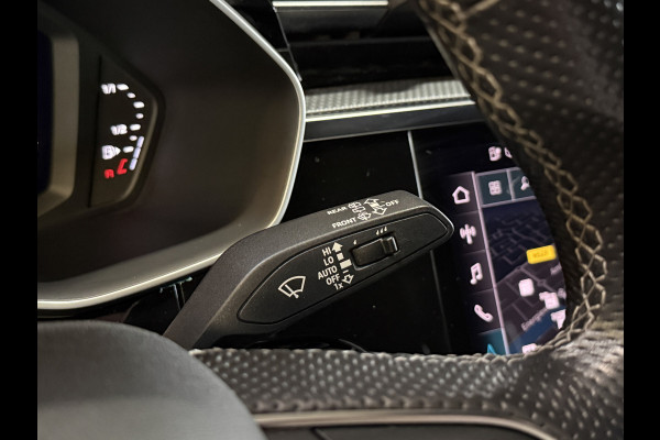 Audi Q3 45 TFSI e S edition | 1e Eigenaar | NAP | 2x S-line | Sfeerverlichting | Apple Carplay | Sportstoelen
