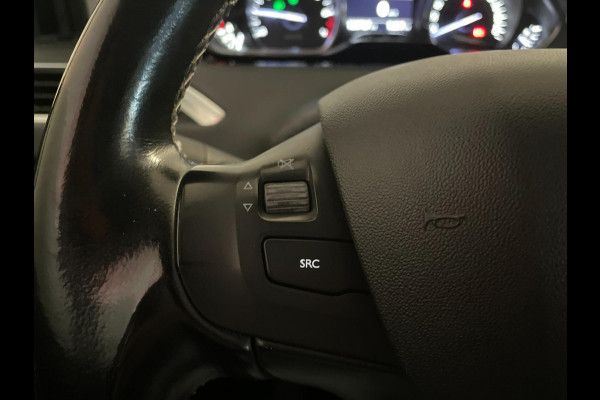 Peugeot 2008 1.2 PureTech Allure AIRCO CLIMA NAVI CRUISE BT STOELVERW VELGEN ELEK RAMEN CENT VERG PRIVACYGLAS ZEER NETTE AUTO