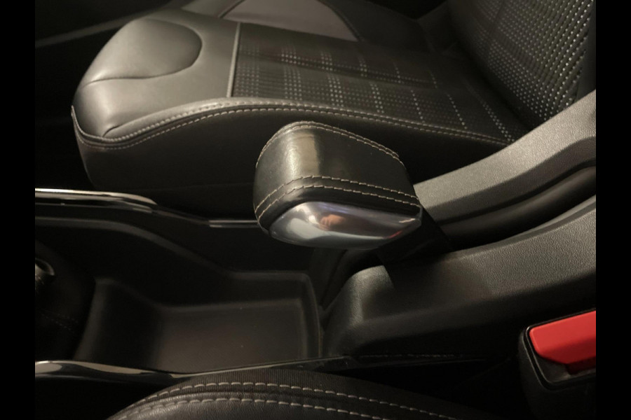 Peugeot 2008 1.2 PureTech Allure AIRCO CLIMA NAVI CRUISE BT STOELVERW VELGEN ELEK RAMEN CENT VERG PRIVACYGLAS ZEER NETTE AUTO