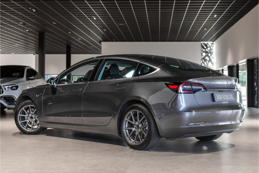 Tesla Model 3 Standard RWD Plus 60 kWh Pano|Leder|Autopilot|Camera|Verw Stln|18"lmv|NL auto|SOH 85%