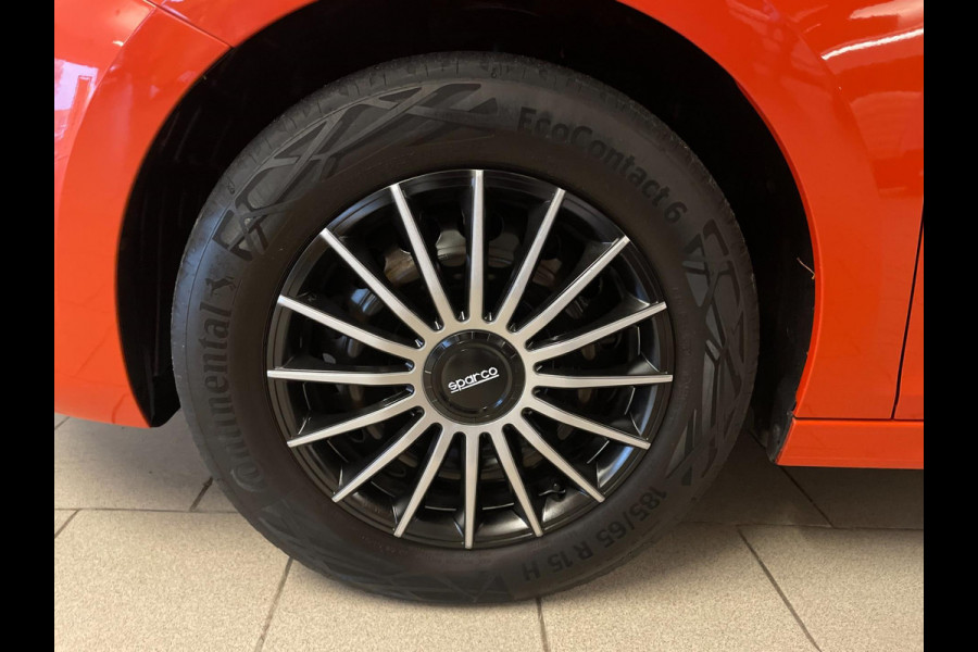 Opel Corsa 1.2 Edition AIRCO CRUISE NAVI VIA APP CAMERA PDC PARELMOER ORANJE NIEUWSTAAT