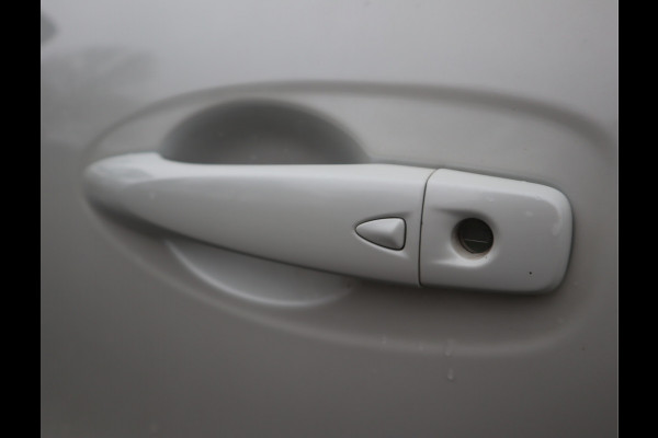 Renault Kadjar 1.3 TCe Black Edition / Panoramadak