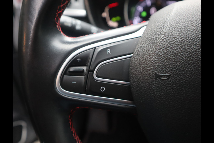 Renault Kadjar 1.3 TCe Black Edition / Panoramadak