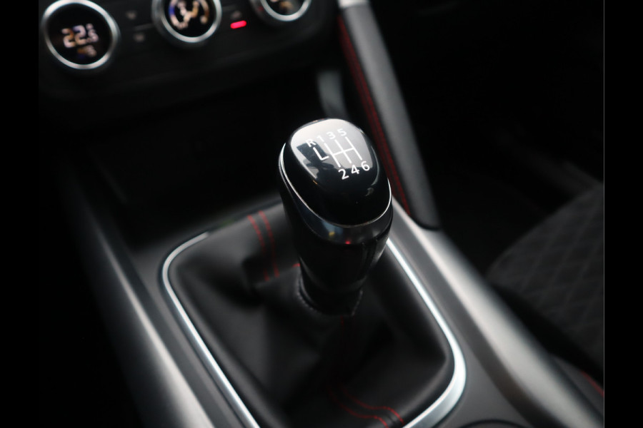 Renault Kadjar 1.3 TCe Black Edition / Panoramadak