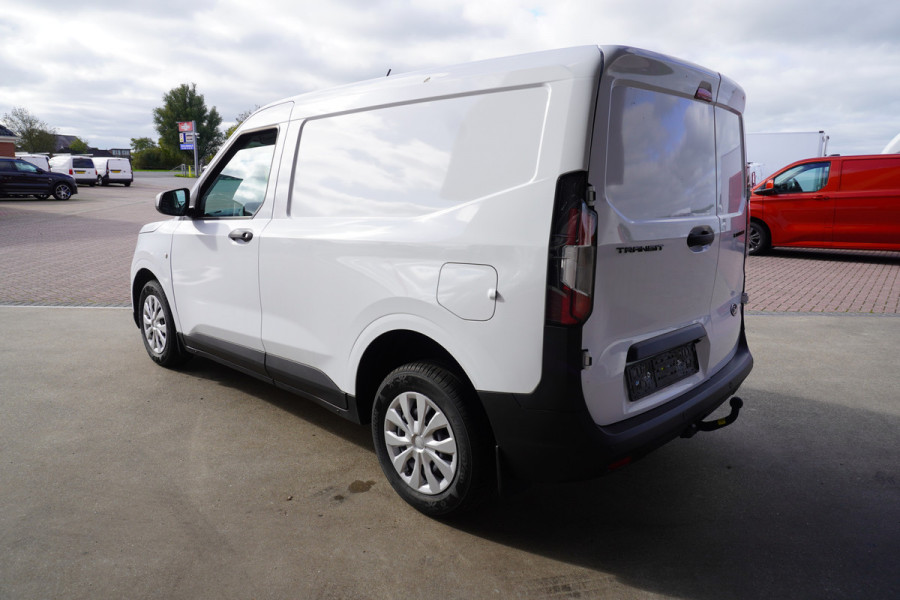 Ford Transit Courier 1.0 EcoBoost 125PK Trend Benzine Automaat nr. V161 | Airco | Cruise | Trekhaak | Apple CP- Android auto | Betimmering