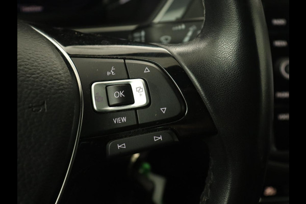 Volkswagen Tiguan 1.5 TSI R Line | Trekhaak | Adaptive cruise | Carplay | Full LED | Virtual Cockpit | Navigatie | Parkeerhulp | Climate control