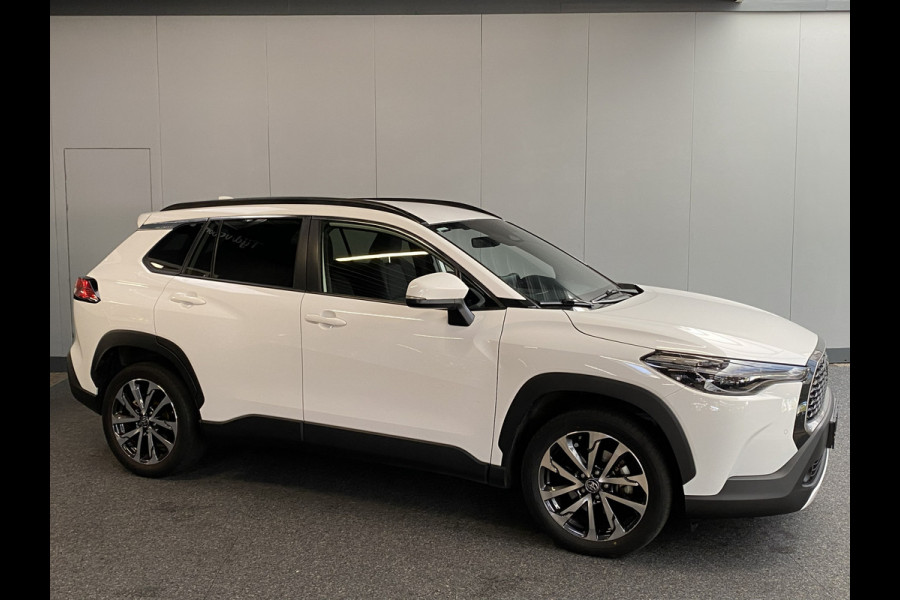 Toyota Corolla Cross Hybrid 140 Dynamic Automaat uit 2024 Rijklaar + Fabrieksgarantie Henk Jongen Auto's in Helmond,  al 50 jaar service zoals 't hoort!