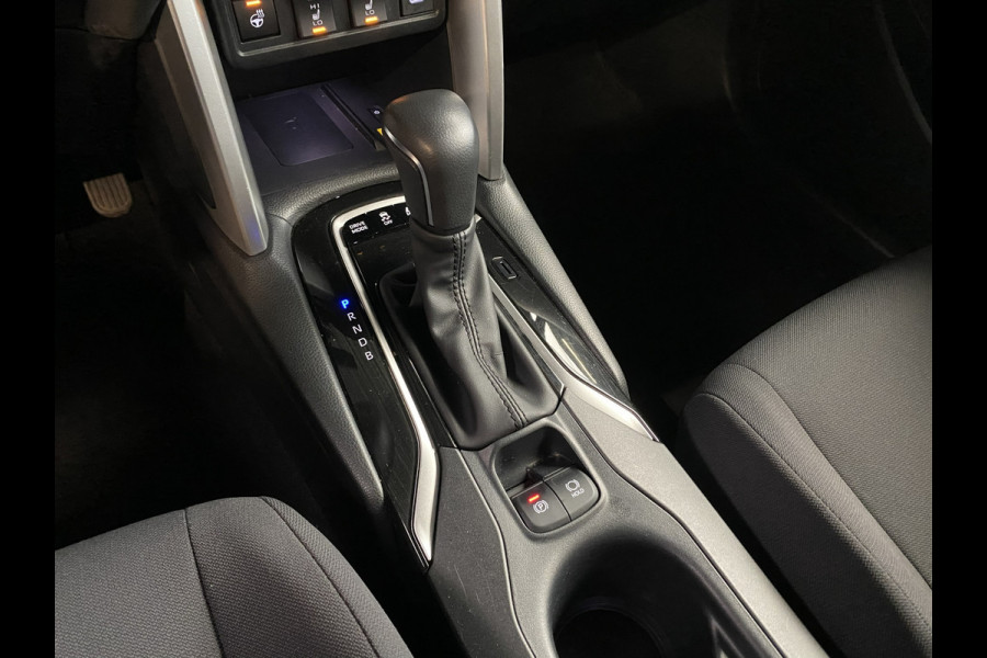 Toyota Corolla Cross Hybrid 140 Dynamic Automaat uit 2024 Rijklaar + Fabrieksgarantie Henk Jongen Auto's in Helmond,  al 50 jaar service zoals 't hoort!