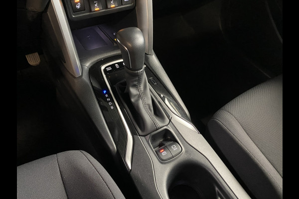 Toyota Corolla Cross Hybrid 140 Dynamic Automaat uit 2024 Rijklaar + Fabrieksgarantie Henk Jongen Auto's in Helmond,  al 50 jaar service zoals 't hoort!