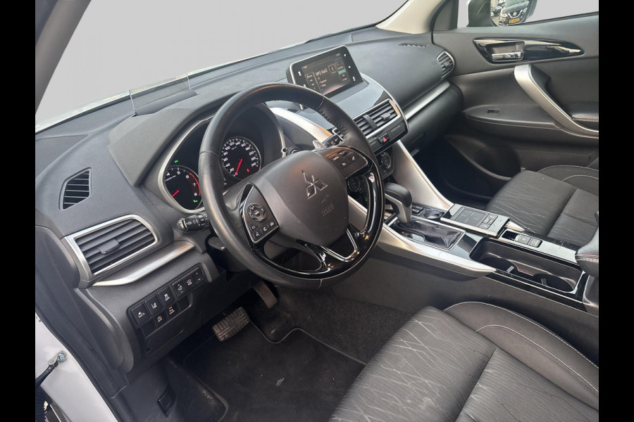 Mitsubishi Eclipse Cross 1.5 DI-T First Edition trekhaak 1600kg | heads-up display | populaire uitvoering