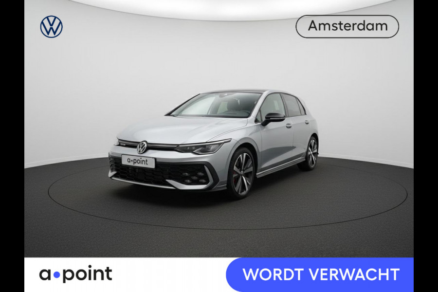 Volkswagen Golf 1.5 eHybrid GTE 272 pk Automaat (DSG) | Verlengde garantie | Navigatie | Trekhaak (wegklapbaar) | Parkeersensoren | Achteruitrijcamera | Stoelverwarming |