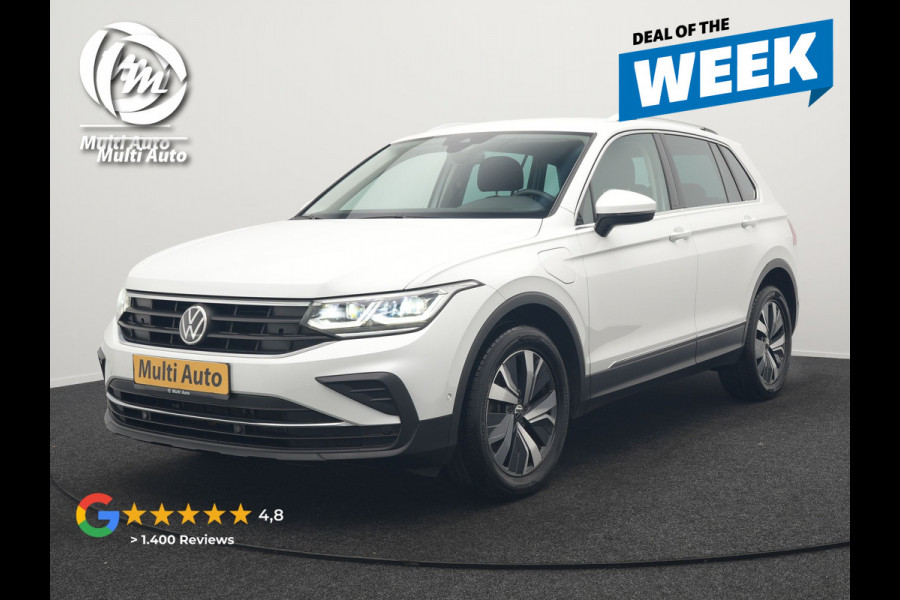 Volkswagen Tiguan 1.4 TSI eHybrid Life Plug In Hybrid 245pk Dealer O.H. PHEV | Trekhaak Af Fabriek | Adaptive Cruise | IQ Light | Camera | Stoelen & Stuur Verwarmd | Apple Carplay | Blis | Navigatie | DAB |