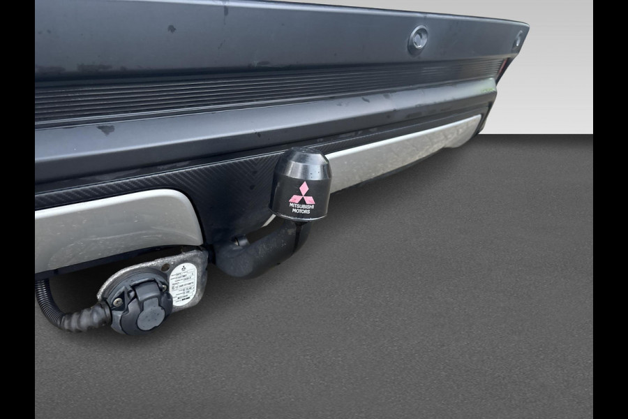 Mitsubishi Eclipse Cross 1.5 DI-T First Edition trekhaak 1600kg | heads-up display | populaire uitvoering