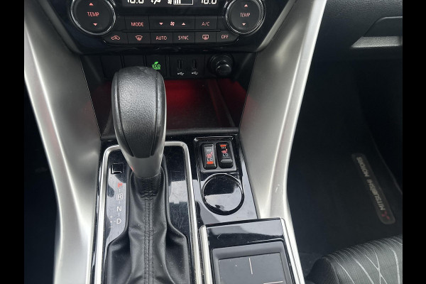Mitsubishi Eclipse Cross 1.5 DI-T First Edition trekhaak 1600kg | heads-up display | populaire uitvoering