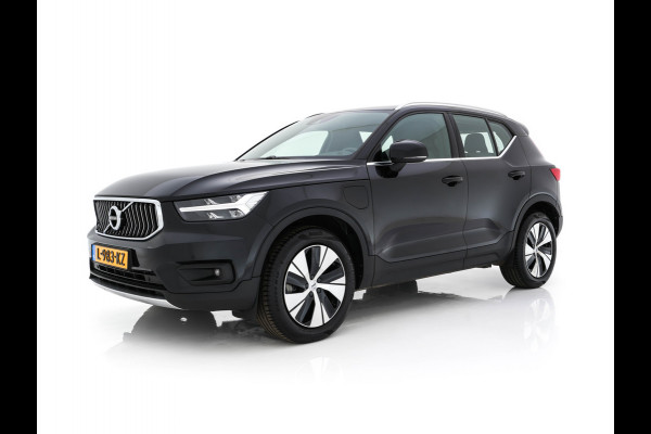 Volvo XC40 1.5 T5 Recharge Business Pro ( PLUG-IN ) (INCL-BTW) *AUT | NAVI-FULLMAP | DIGI-COCKPIT | CLIMA | KEYLESS | DAB | HEATED-SPORTSEATS | FULL-LED | ADAPTIVE-CRUISE | CAMERA | 18'' ALU*