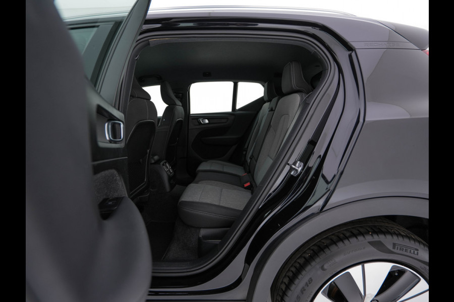 Volvo XC40 1.5 T5 Recharge Business Pro ( PLUG-IN ) (INCL-BTW) *AUT | NAVI-FULLMAP | DIGI-COCKPIT | CLIMA | KEYLESS | DAB | HEATED-SPORTSEATS | FULL-LED | ADAPTIVE-CRUISE | CAMERA | 18'' ALU*
