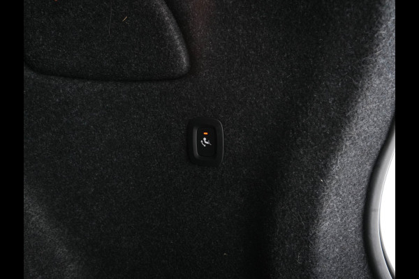 Volvo XC40 1.5 T5 Recharge Business Pro ( PLUG-IN ) (INCL-BTW) *AUT | NAVI-FULLMAP | DIGI-COCKPIT | CLIMA | KEYLESS | DAB | HEATED-SPORTSEATS | FULL-LED | ADAPTIVE-CRUISE | CAMERA | 18'' ALU*