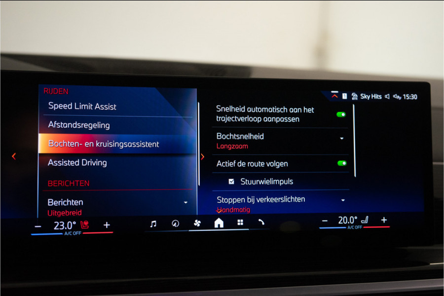 BMW X5 xDrive50e M-Sport 489PK | Bodykit | SkyLounge | Harman/Kardon | Individual | Drive Pro | VOL! 12 MND Garantie