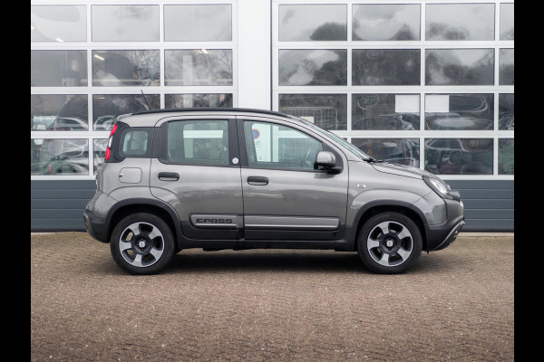 Fiat Panda 1.0 Hybrid Cross Launch Edition | Climate Control | Parkeersensoren |