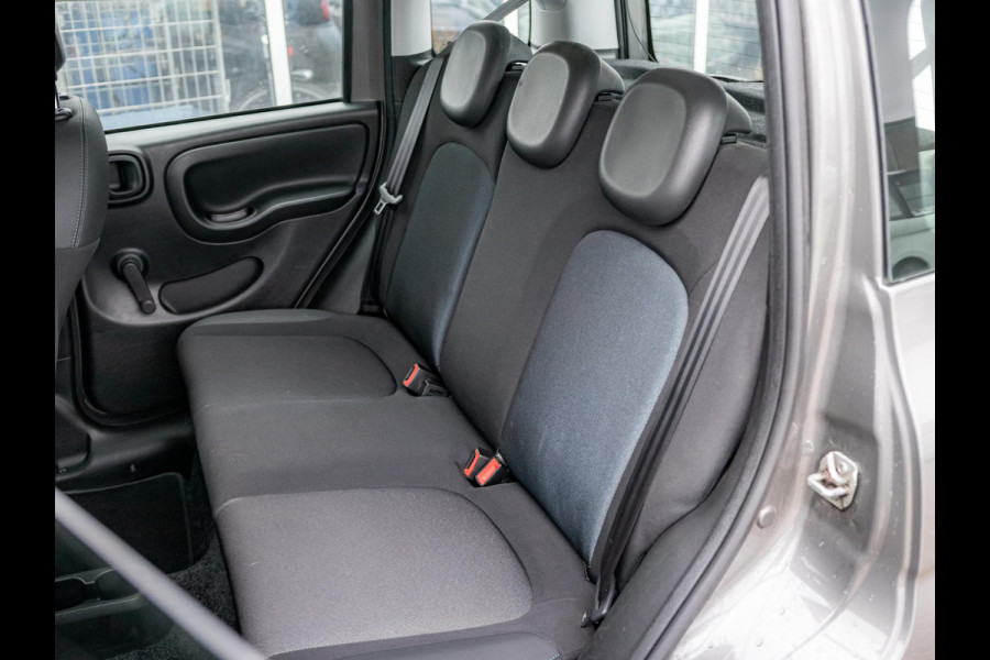 Fiat Panda 1.0 Hybrid Cross Launch Edition | Climate Control | Parkeersensoren |