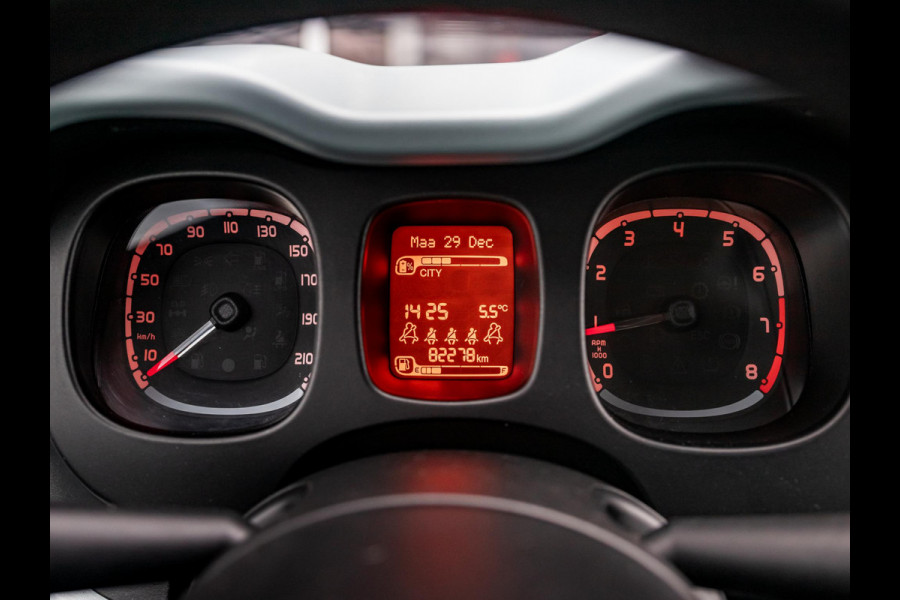 Fiat Panda 1.0 Hybrid Cross Launch Edition | Climate Control | Parkeersensoren |