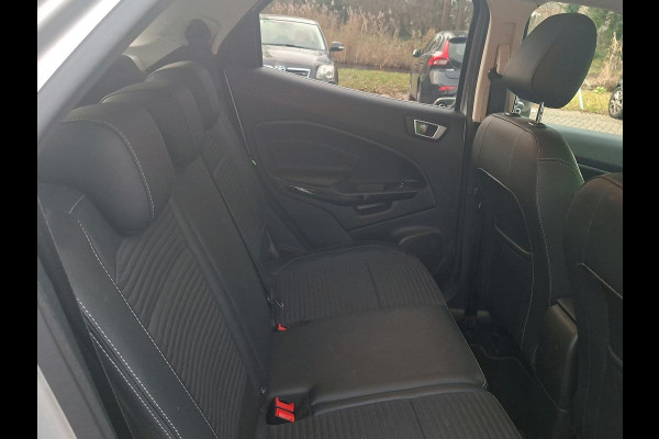 Ford EcoSport 1.0 EcoBoost Titanium | zeer complete auto | blindspot | stuur-stoel- én voorruitverwarming | cruise control