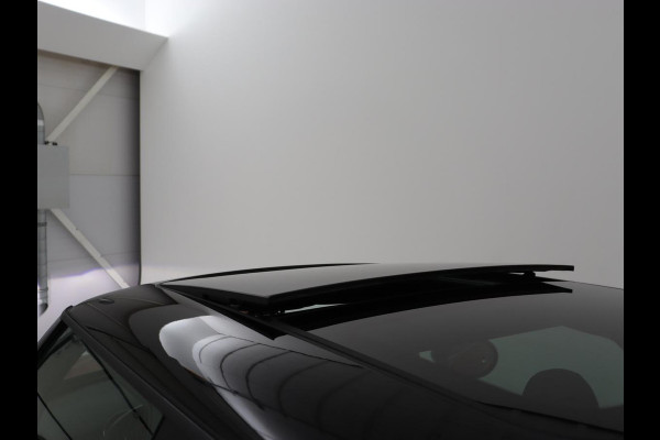 MINI Electric Edition Greenwich 33 kWh | Panoramadak | Stoelverwarming | Carplay | Navigatie | Camera | Full LED | Sportstoelen | Keyless | Climate control