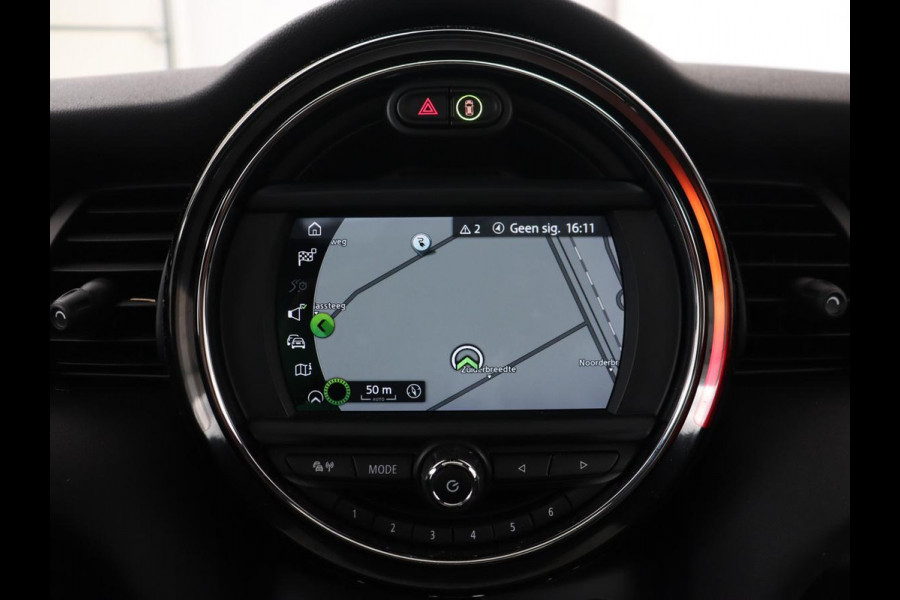 MINI Electric Edition Greenwich 33 kWh | Panoramadak | Stoelverwarming | Carplay | Navigatie | Camera | Full LED | Sportstoelen | Keyless | Climate control