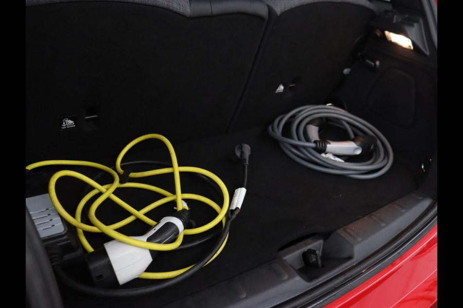 MINI Electric Edition Greenwich 33 kWh | Panoramadak | Stoelverwarming | Carplay | Navigatie | Camera | Full LED | Sportstoelen | Keyless | Climate control