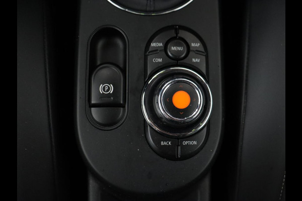 MINI Electric Edition Greenwich 33 kWh | Panoramadak | Stoelverwarming | Carplay | Navigatie | Camera | Full LED | Sportstoelen | Keyless | Climate control